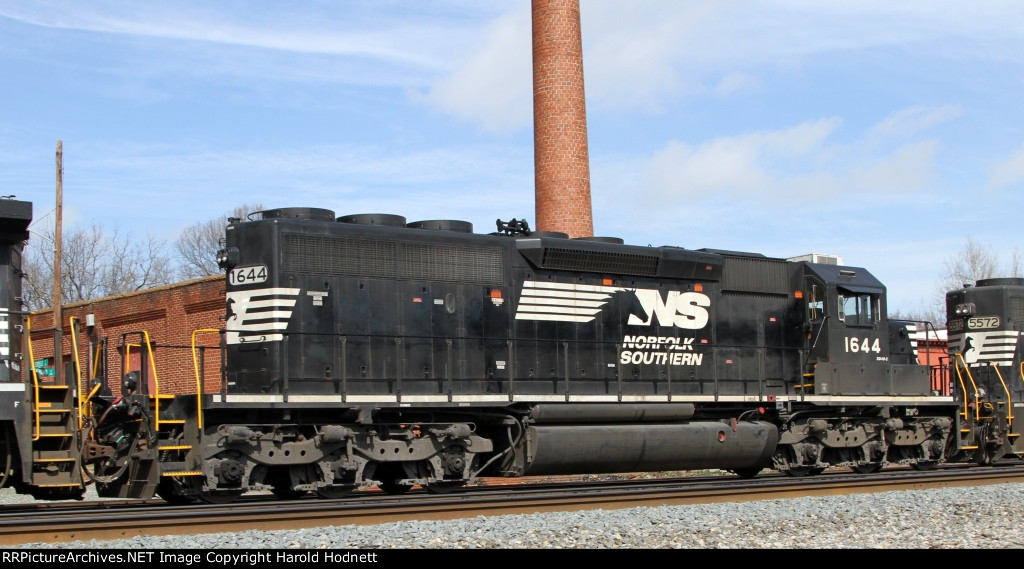 NS 1644